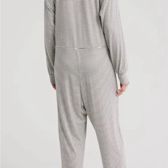 Show Me Your Mumu Jumpsuit Size Medium - Picture 2 of 2